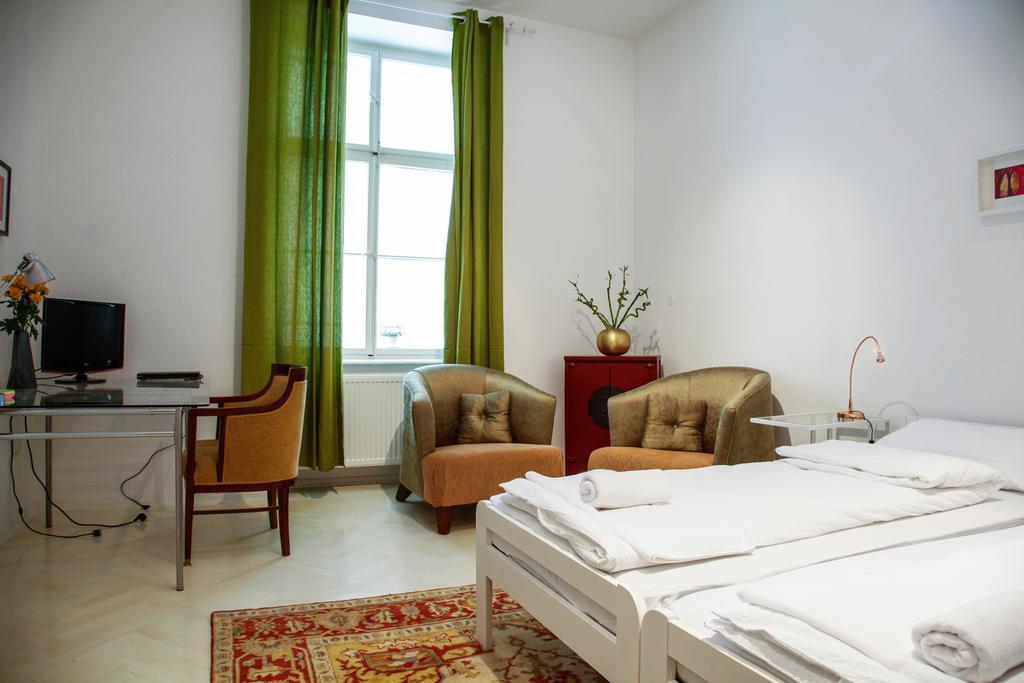 Apartment Weller Zagabria Esterno foto